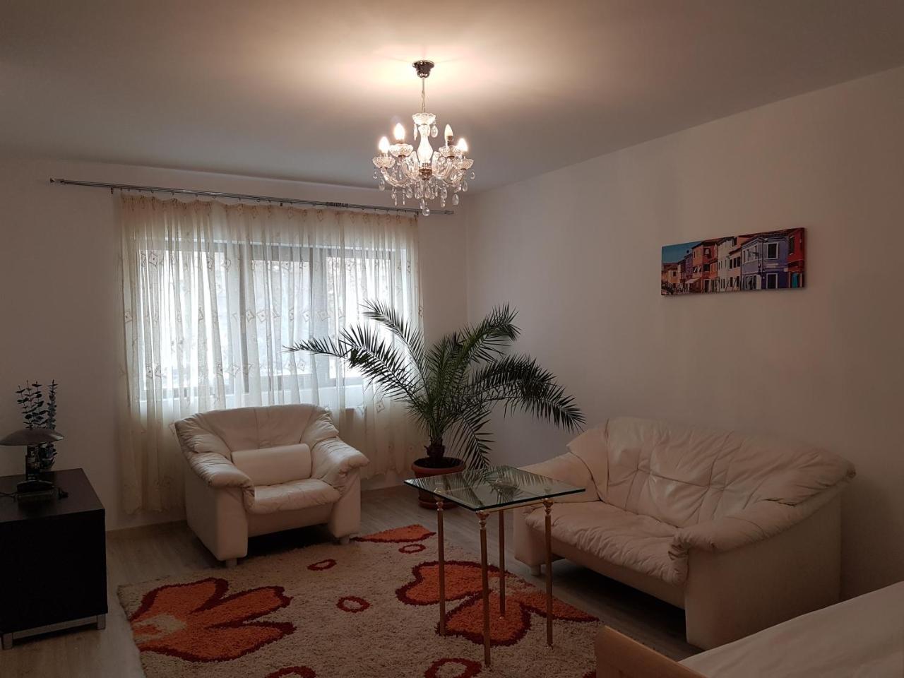 Rent Holding Apartments Iasi Exterior photo